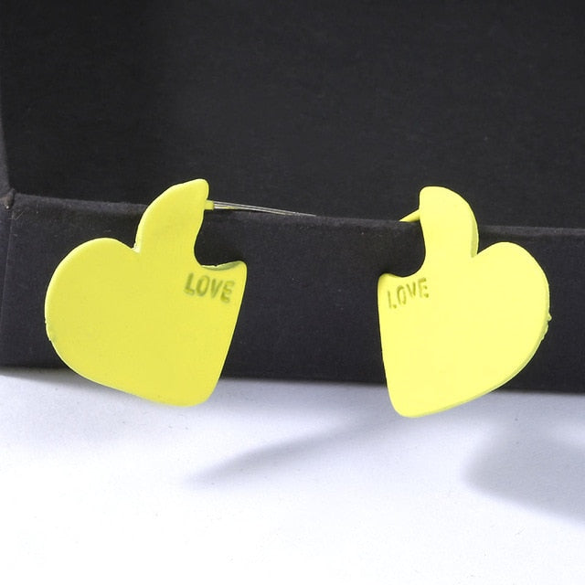 Sweet Acrylic Heart Stud Earrings Delicate Gold Color Cute Mini Ear Studs Trendy Ear Nails For Women Girls Wedding Jewelry Gift