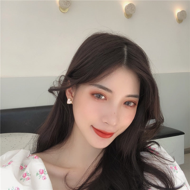Sweet Acrylic Heart Stud Earrings Delicate Gold Color Cute Mini Ear Studs Trendy Ear Nails For Women Girls Wedding Jewelry Gift
