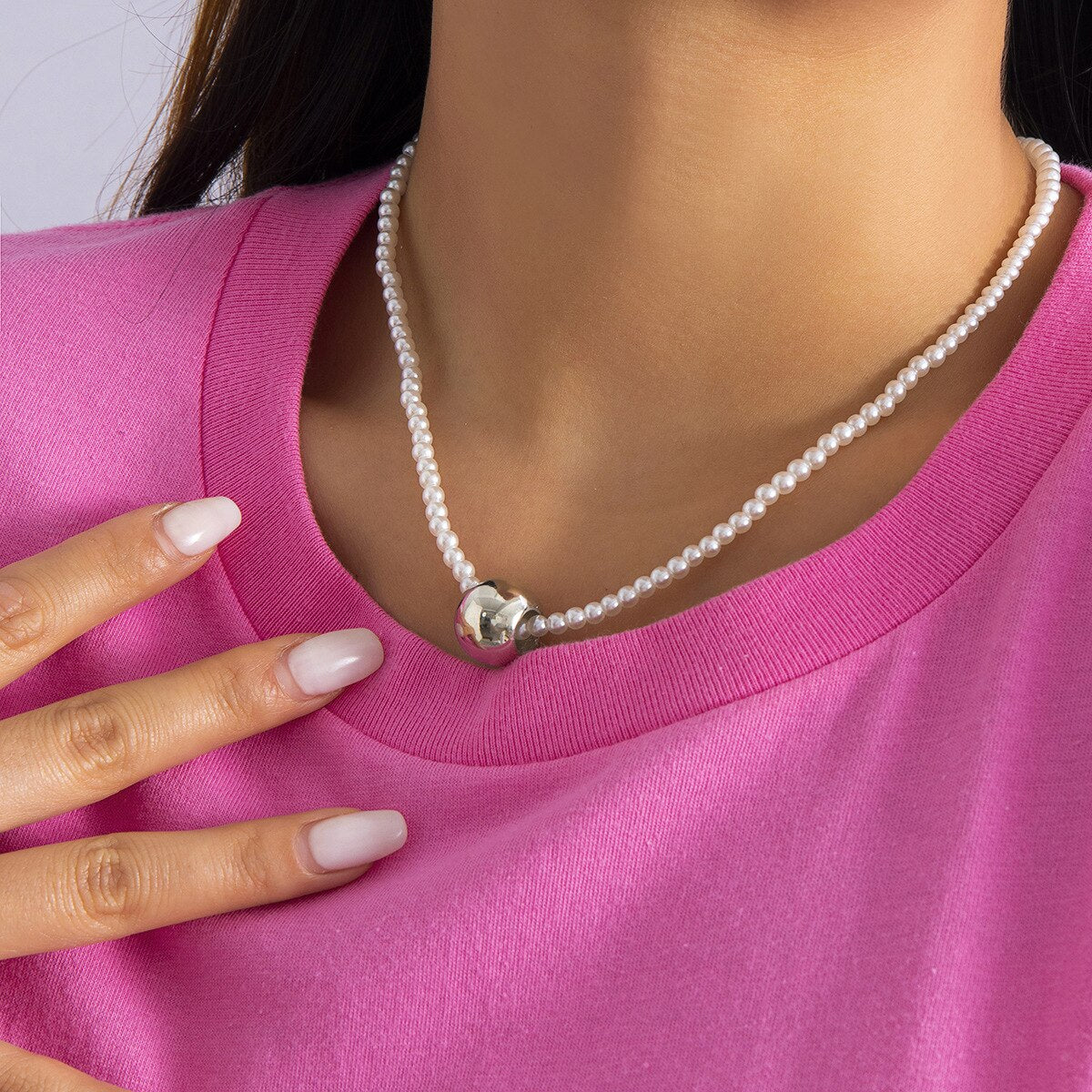 Multi-Layer White Imitation Pearl Necklace Bead Chain Punk Ladies Wedding Short Clavicle Necklac Girl Charm Banquet Jewelry