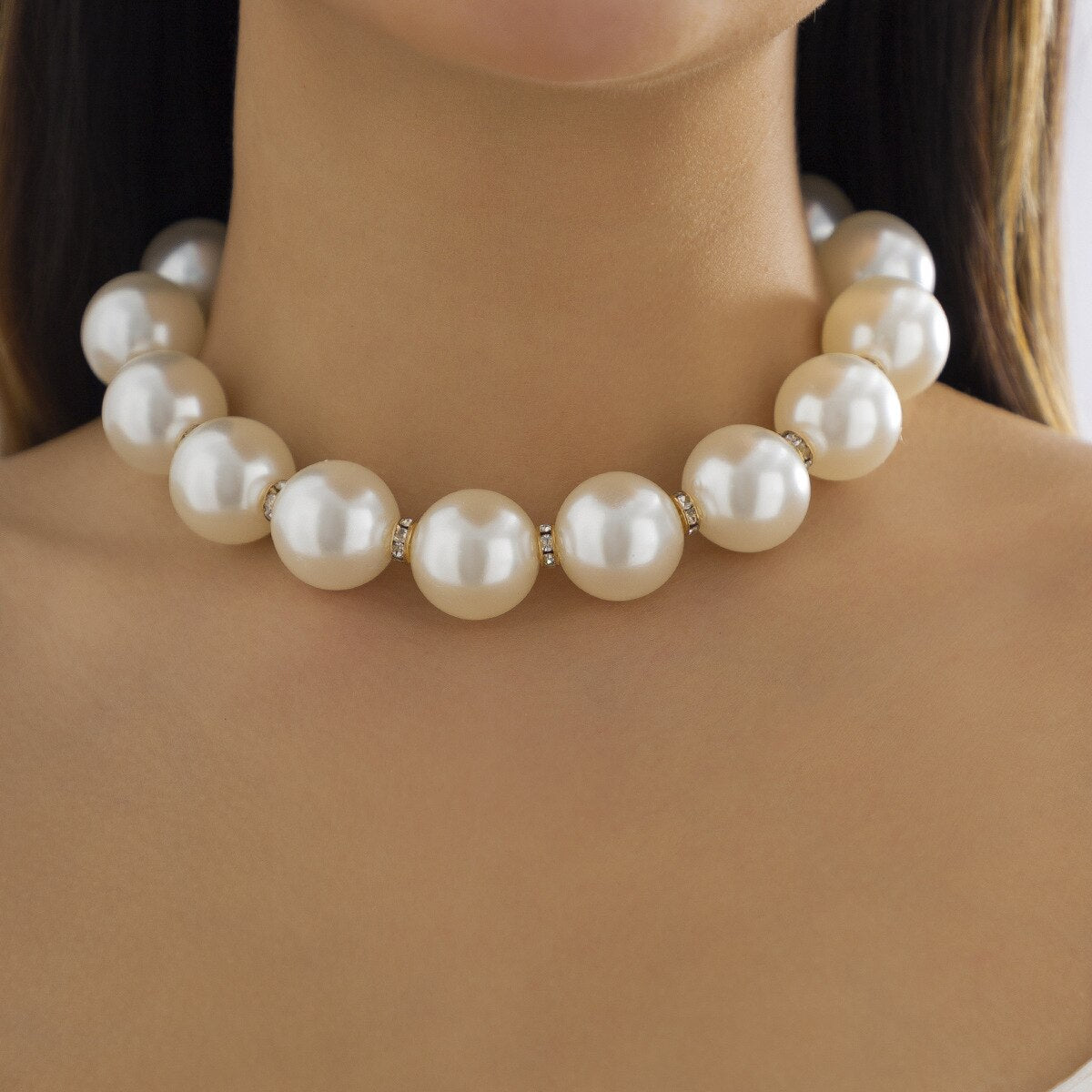 Multi-Layer White Imitation Pearl Necklace Bead Chain Punk Ladies Wedding Short Clavicle Necklac Girl Charm Banquet Jewelry