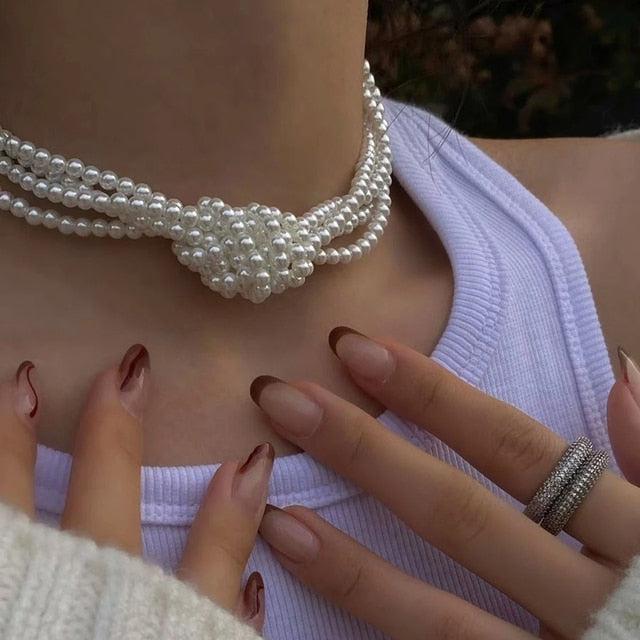 Multi-Layer White Imitation Pearl Necklace Bead Chain Punk Ladies Wedding Short Clavicle Necklac Girl Charm Banquet Jewelry