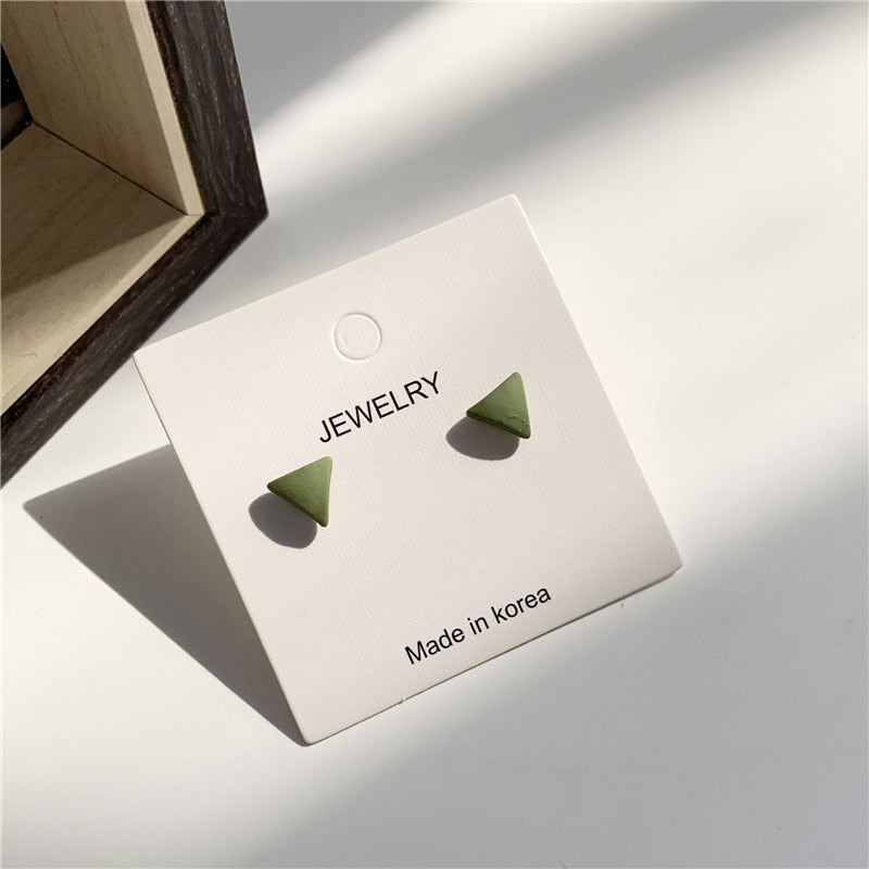 Sweet Acrylic Heart Stud Earrings Delicate Gold Color Cute Mini Ear Studs Trendy Ear Nails For Women Girls Wedding Jewelry Gift