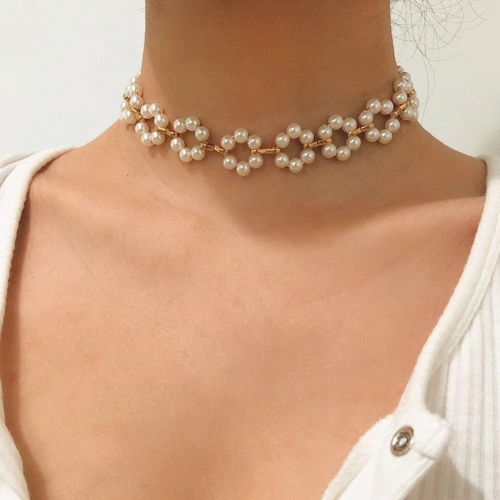 Multi-Layer White Imitation Pearl Necklace Bead Chain Punk Ladies Wedding Short Clavicle Necklac Girl Charm Banquet Jewelry