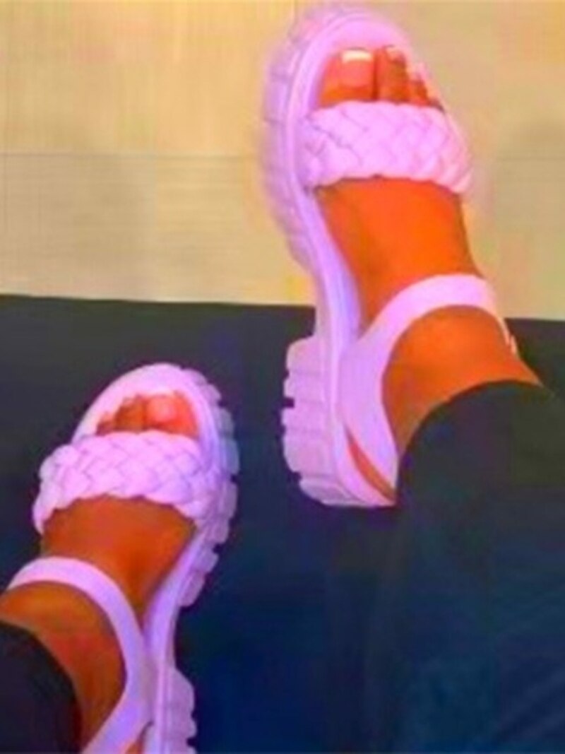 Elegant Women Leather Sandals 2022 New Summer Diamond Lattice Sandals Casual Flat Bottom Platform Sandals Women Sandalias
